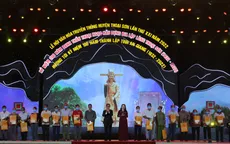 Phó Chủ tịch nước Võ Thị Ánh Xuân dự khai mạc Lễ hội Văn hóa truyền thống huyện Thoại Sơn, An Giang