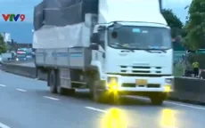 Người dân kêu cứu vì ô tô liên tiếp lao vào nhà