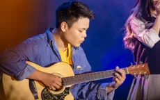 Minh Cà Ri – Chàng nhạc sĩ tay ngang, kể chuyện trẻ em mồ côi vì COVID-19 bằng âm nhạc