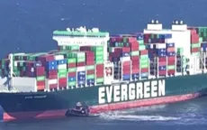 Giải cứu thành công tàu container mắc cạn