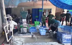 Công nhân Công ty CP Bóng đèn Điện Quang xả chất thải nguy hại ra môi trường