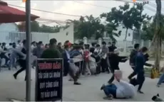 Người dân chen lấn làm thủ tục đất đai, UBND chỉ đạo khẩn