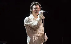 Harry Styles giải thích nguyên nhân không "dán nhãn" giới tính của mình