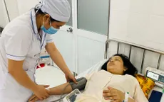 Cứu sống sản phụ bị rau tiền đạo trung tâm, rau cài răng lược