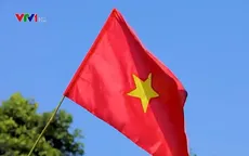 Cờ Tổ quốc tung bay nơi buôn làng biên giới
