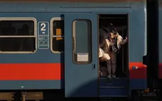 Xe tải lao vào tàu hỏa ở Hungary khiến nhiều người thiệt mạng