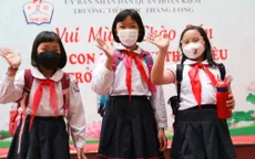 Hà Nội tạm dừng yêu cầu phụ huynh phải xác nhận cư trú cho con chuyển cấp học