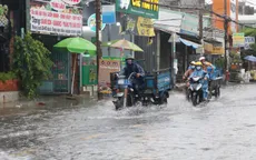 TP Hồ Chí Minh: Đường thành sông sau cơn mưa lớn cuối tuần