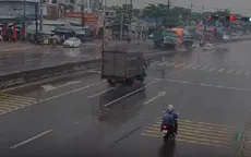 Xe ben sang đường ẩu gây họa cho xe đầu kéo