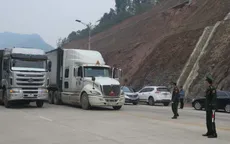 100% xe hàng qua Tân Thanh và Hữu Nghị khai báo trực tuyến