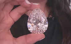 Đấu giá viên kim cương trắng nặng 228,31 carat