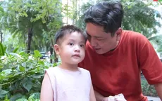 Đức Thịnh xúc động khi lần đầu tiên bé Tết gọi tiếng "Ba"