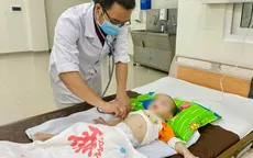 Cứu sống bé 9 tháng tuổi bị sặc sữa nguy kịch