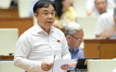 Không nên để bác sĩ vừa mổ, vừa lo gói thầu A, hợp đồng B