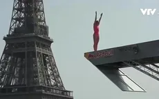 Giải vô địch nhảy cầu từ vách núi xuống biển