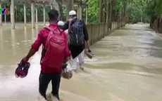 Hàng triệu người điêu đứng vì lũ lụt ở Nam Á