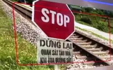 Cần đặt tiêu chí nâng cấp đường ngang dân sinh