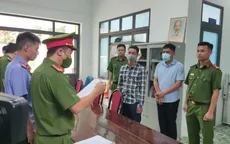 Bắt 4 cán bộ kiểm lâm vụ phá rừng phòng hộ trên núi Thị Vải