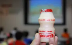 Loại sữa uống hơn 80 năm không sản xuất chai kích thước lớn
