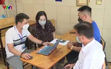 Theo chân Đội cơ động hỗ trợ dịch vụ công trực tuyến tại nhà