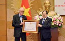 Trao tặng nguyên Tổng Thư ký IPU Huân chương hữu nghị