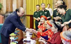 Chủ tịch nước biểu dương những người "Ăn cơm nhà vác nghĩa tình"
