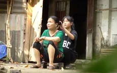 Cặp lá yêu thương: Mái tóc của mẹ, tương lai của con