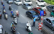 Phân làn trên đường Nguyễn Trãi: Xe bus “dễ thở”, xe máy ''vô tư'' đi sai làn