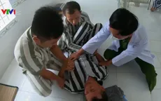 Cống hiến thầm lặng của các y, bác sĩ trong trại giam