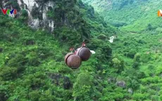 Đặc sản na Chi Lăng băng băng vượt núi bằng... cáp treo