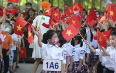 Tạo niềm vui cho học sinh đến trường