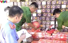 Thu giữ gần 1 tấn pháo nổ từ Lào vào Việt Nam