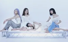 BLACKPINK - Nghệ sĩ nữ K-Pop đầu tiên vượt mốc 2 triệu bản album đặt trước