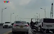Gặp nạn do quay đầu ẩu trên cầu