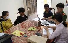 Chơi game hết tiền, nhóm thiếu niên rủ nhau đi cướp xe máy