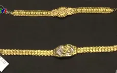 Người dân Ấn Độ đổ xô mua trang sức trước lễ hội