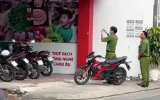 Truy bắt kẻ cướp tiền tại cửa hàng tiện lợi ở TP Hồ Chí Minh