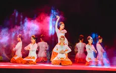 Núi Bà Đen thu hút hàng chục nghìn khách du lịch dịp Trung thu