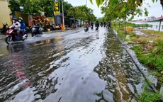 Triều cường đạt đỉnh gây ngập sâu nhiều tuyến đường trung tâm TP Cần Thơ