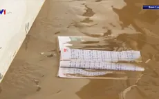 Trường học ngập trong "biển nước", thầy trò chạy lũ suốt đêm