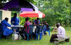 Số người nhiễm Ebola tăng lên 16 khi dịch bùng phát tại Uganda