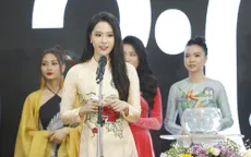 Chung kết Vẻ đẹp VTV 2022: Thí sinh trả lời ứng xử làm khó Ban giám khảo