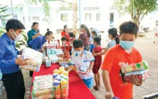 "Shop dụng cụ học tập 0 đồng" giúp đỡ học sinh nghèo