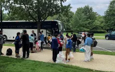 Washington tuyên bố tình trạng khẩn cấp về lượng người di cư đến từ Texas, Arizona