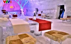 Trải nghiệm 1 đêm trong "khách sạn băng" tại Romania