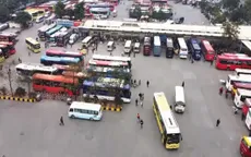Bến xe tấp nập người về quê trong ngày làm việc cuối trước kỳ nghỉ Tết