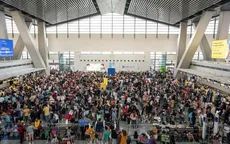 Hàng nghìn hành khách vẫn mắc kẹt tại sân bay ở Manila