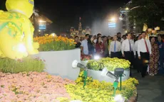 Đường hoa Nguyễn Huệ Tết Quý Mão rộn ràng đón khách du Xuân