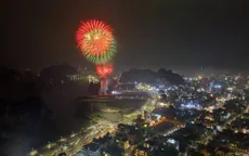 Quảng Ninh rực rỡ pháo hoa trong đêm giao thừa