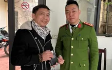 Công an Hà Nội trao trả chiếc ví bị thất lạc ngày đầu năm mới